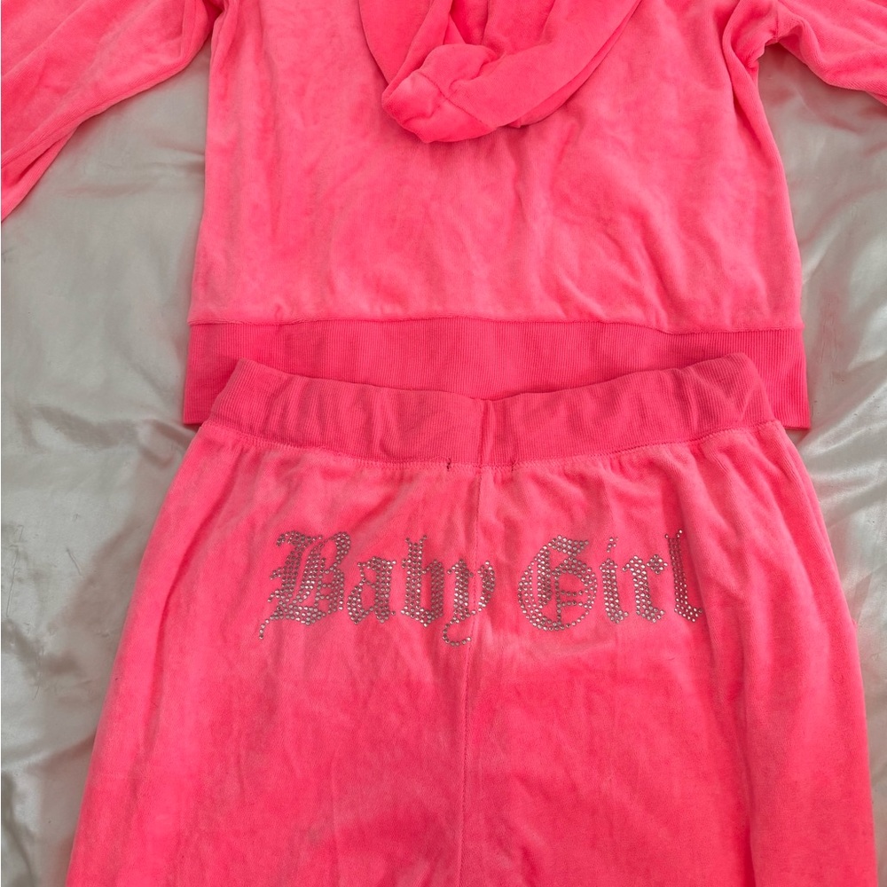 Y2K Baby Girl Velour Track Suit